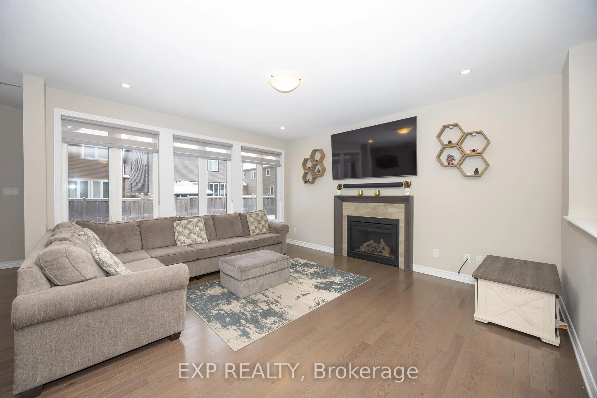 Photo 19 of 116 Helen Rapp Way, Ottawa, Blossom Park/Kemp Park/Findlay Creek — HOMEH