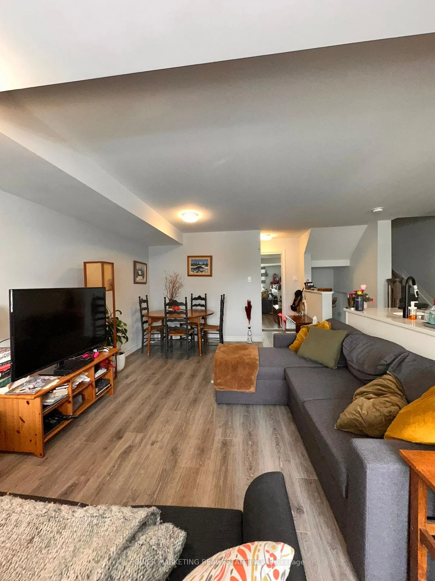 Photo 12 of Unit 6, 118 Michael Stoqua Street, Ottawa, CFB Rockcliffe and Area — HOMEH