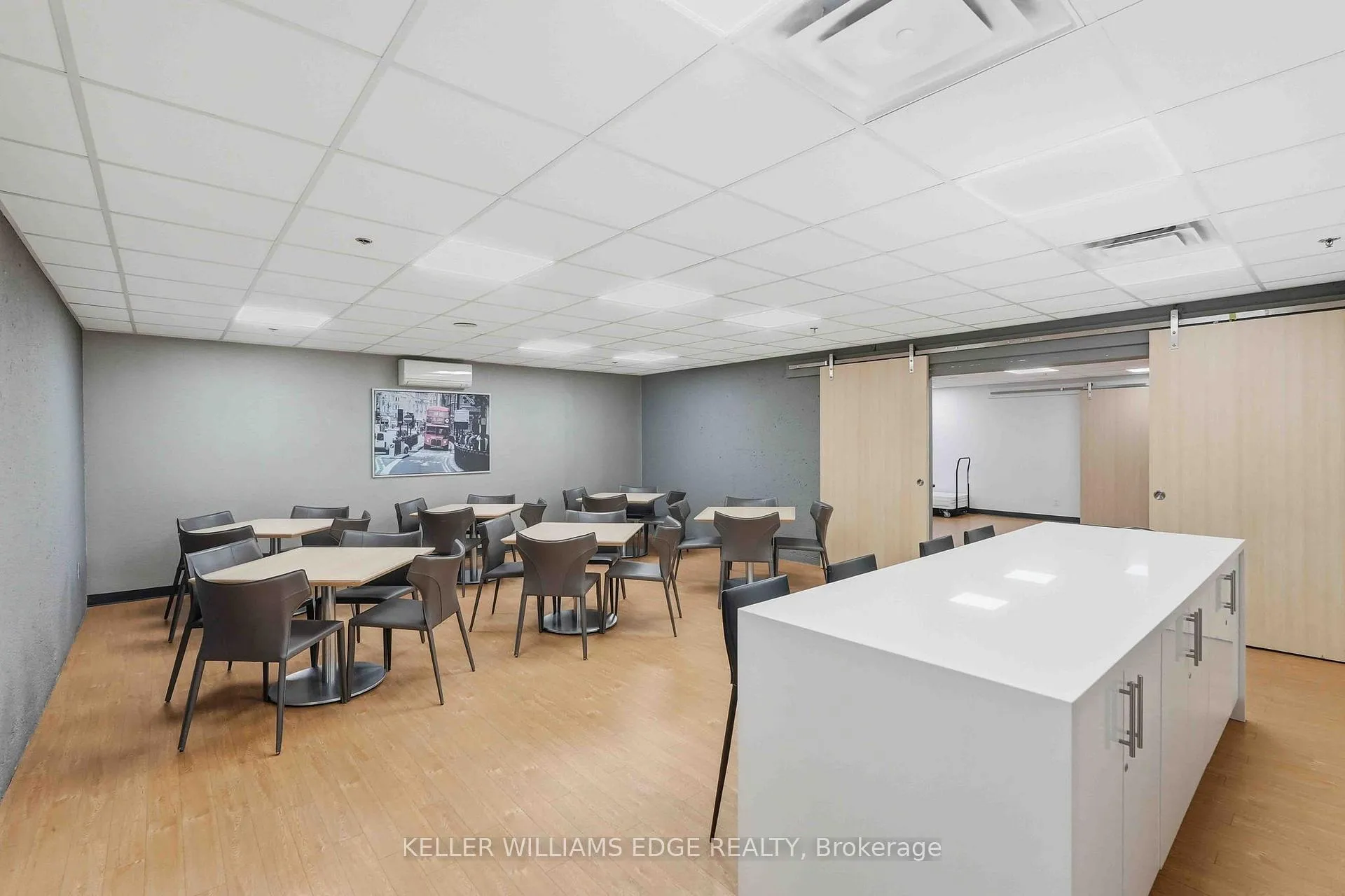 Photo 37 of Unit 920, 60 Southport Street, Toronto, High Park-Swansea — HOMEH