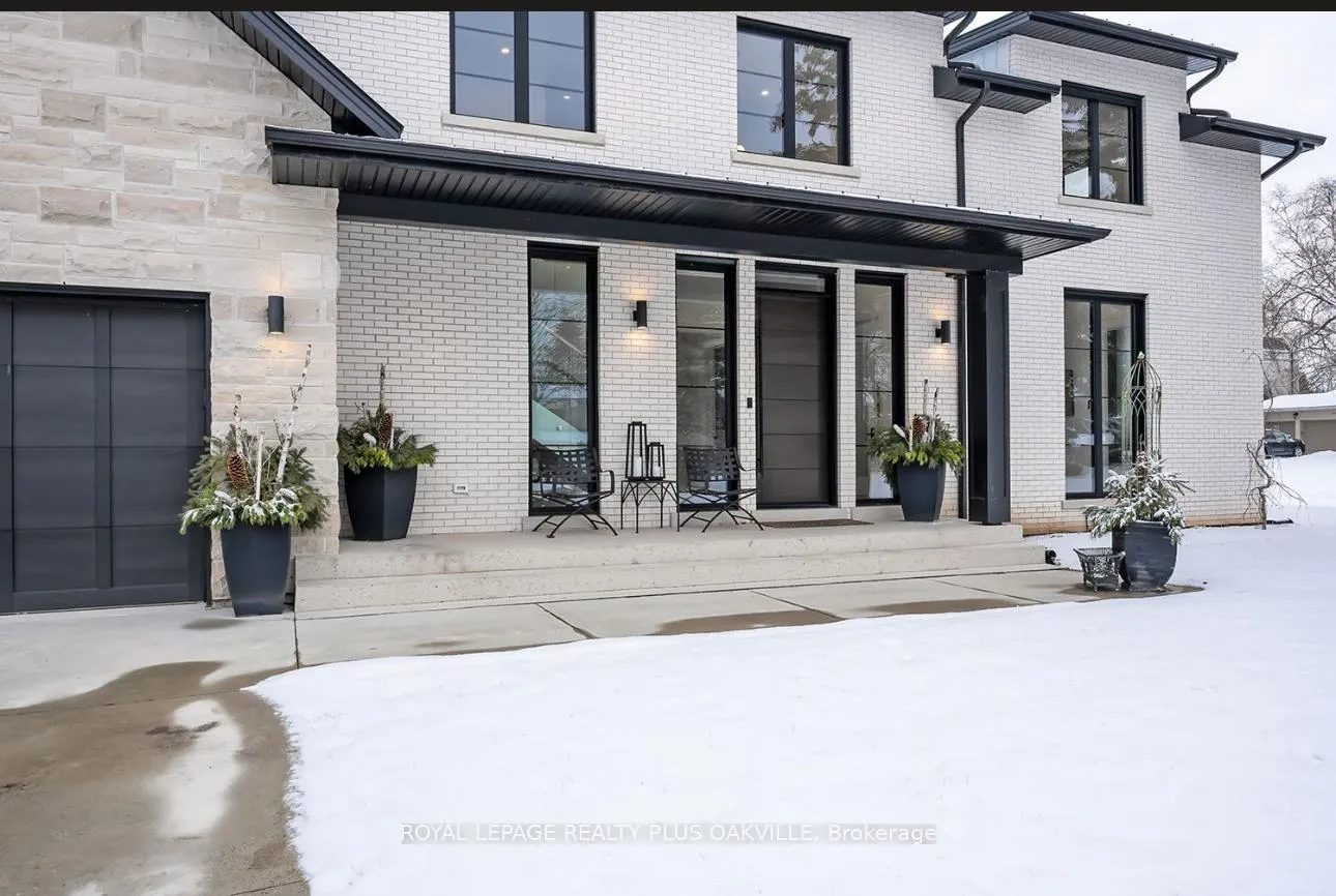 Photo 2 of 234 Walby Drive, Oakville, Southwest — HOMEH