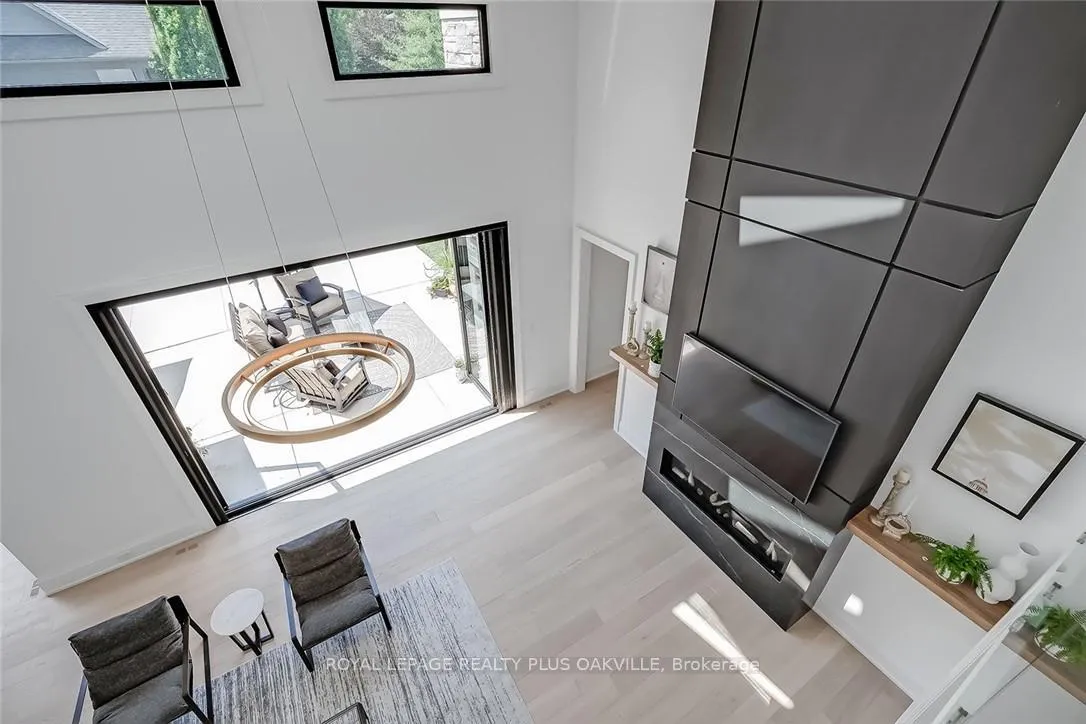 Photo 9 of 234 Walby Drive, Oakville, Southwest — HOMEH
