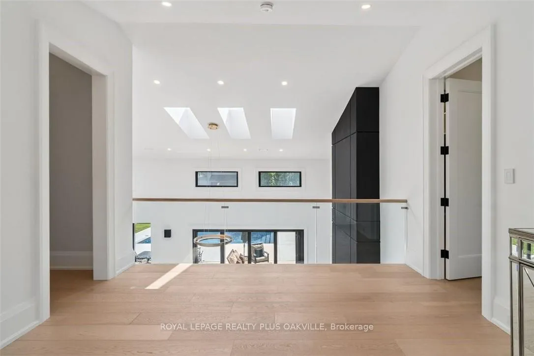 Photo 37 of 234 Walby Drive, Oakville, Southwest — HOMEH
