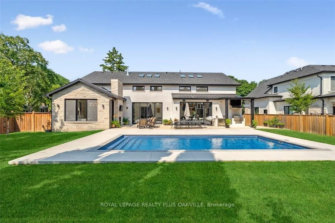 Photo 42 of 234 Walby Drive, Oakville, Southwest — HOMEH