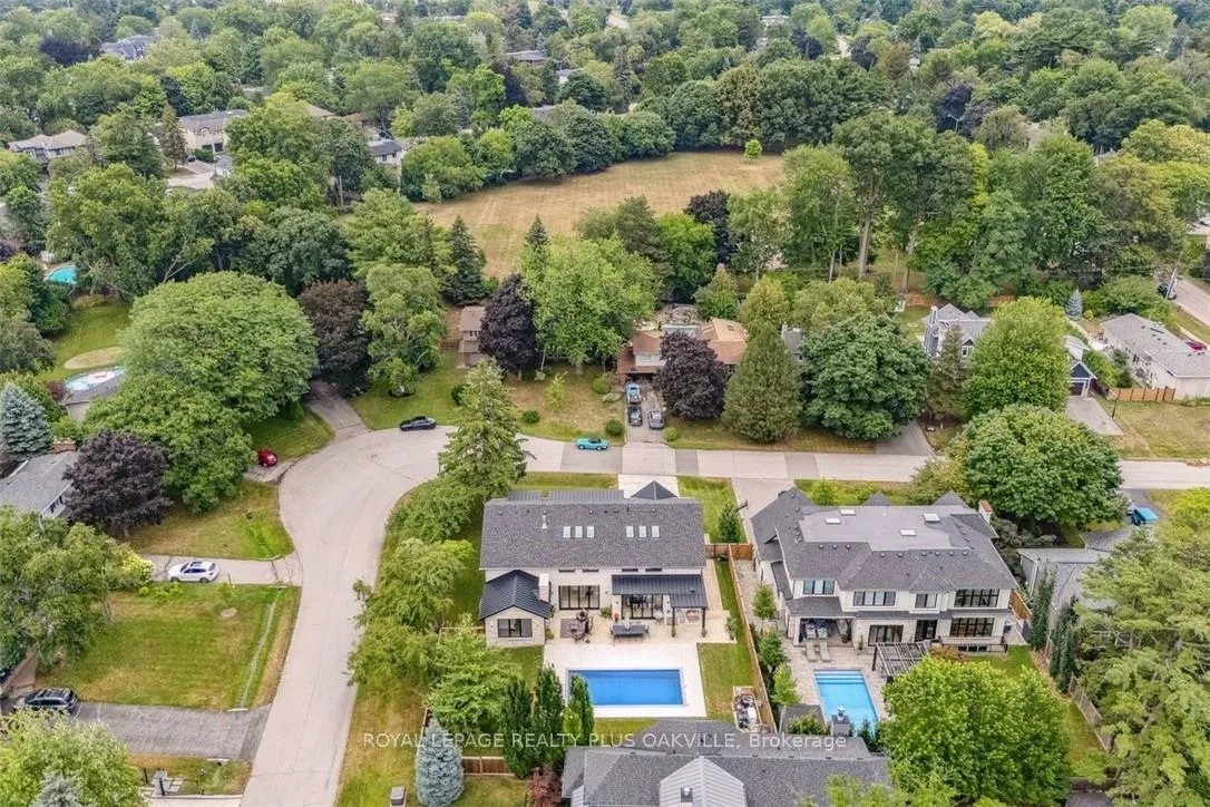Photo 45 of 234 Walby Drive, Oakville, Southwest — HOMEH