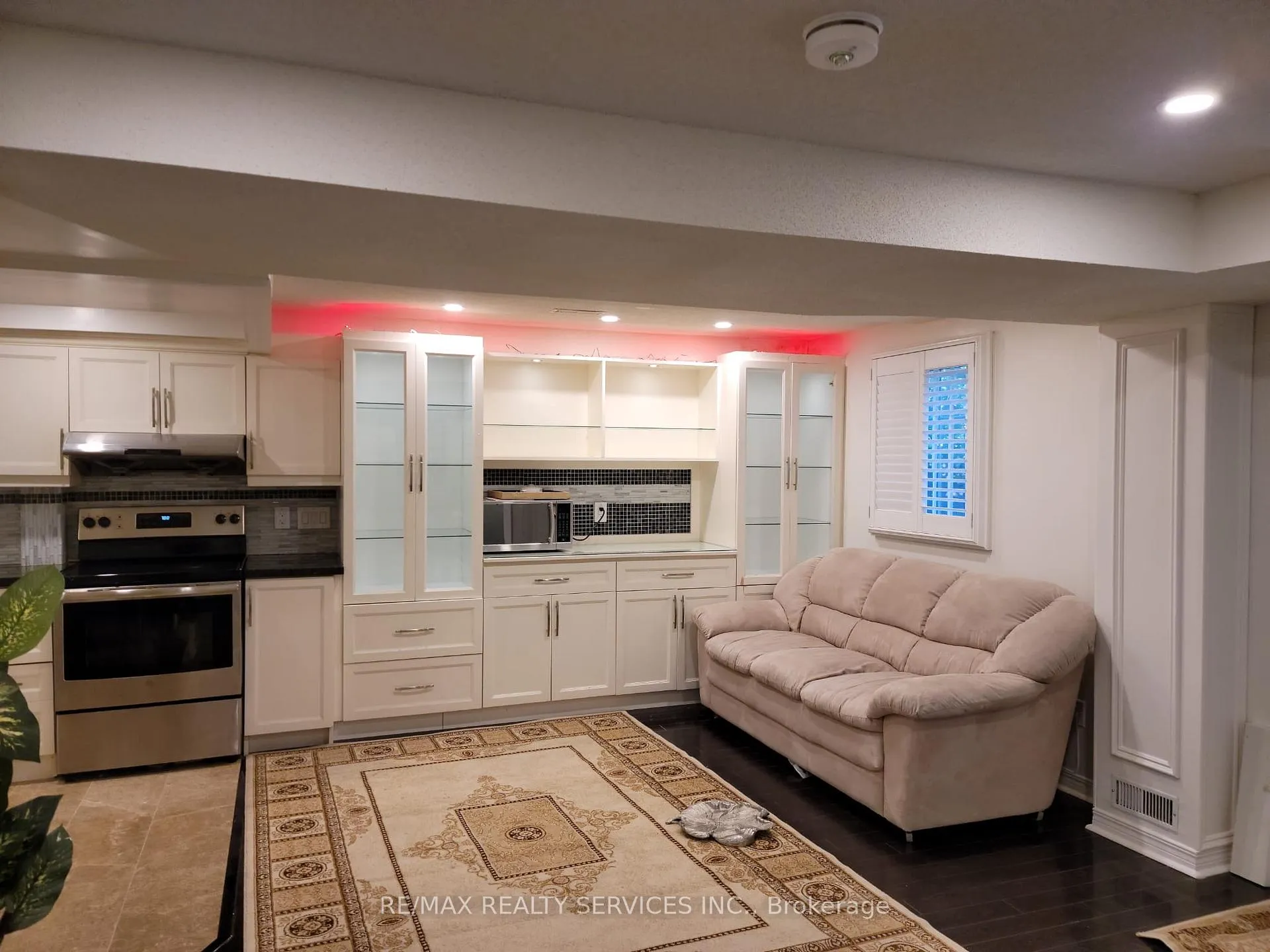 Photo 4 of Unit W/O Bsmt, 72 Dells Crescent, Brampton, Fletcher's Meadow — HOMEH