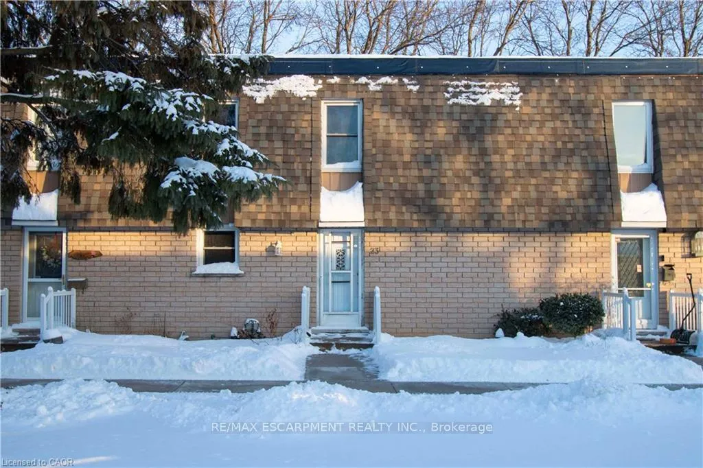 Photo 2 of Unit 23, 153 Limeridge Road W, Hamilton, Rolston — HOMEH