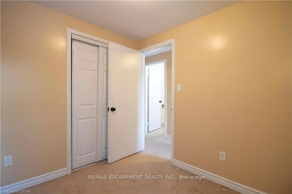 Photo 14 of Unit 23, 153 Limeridge Road W, Hamilton, Rolston — HOMEH