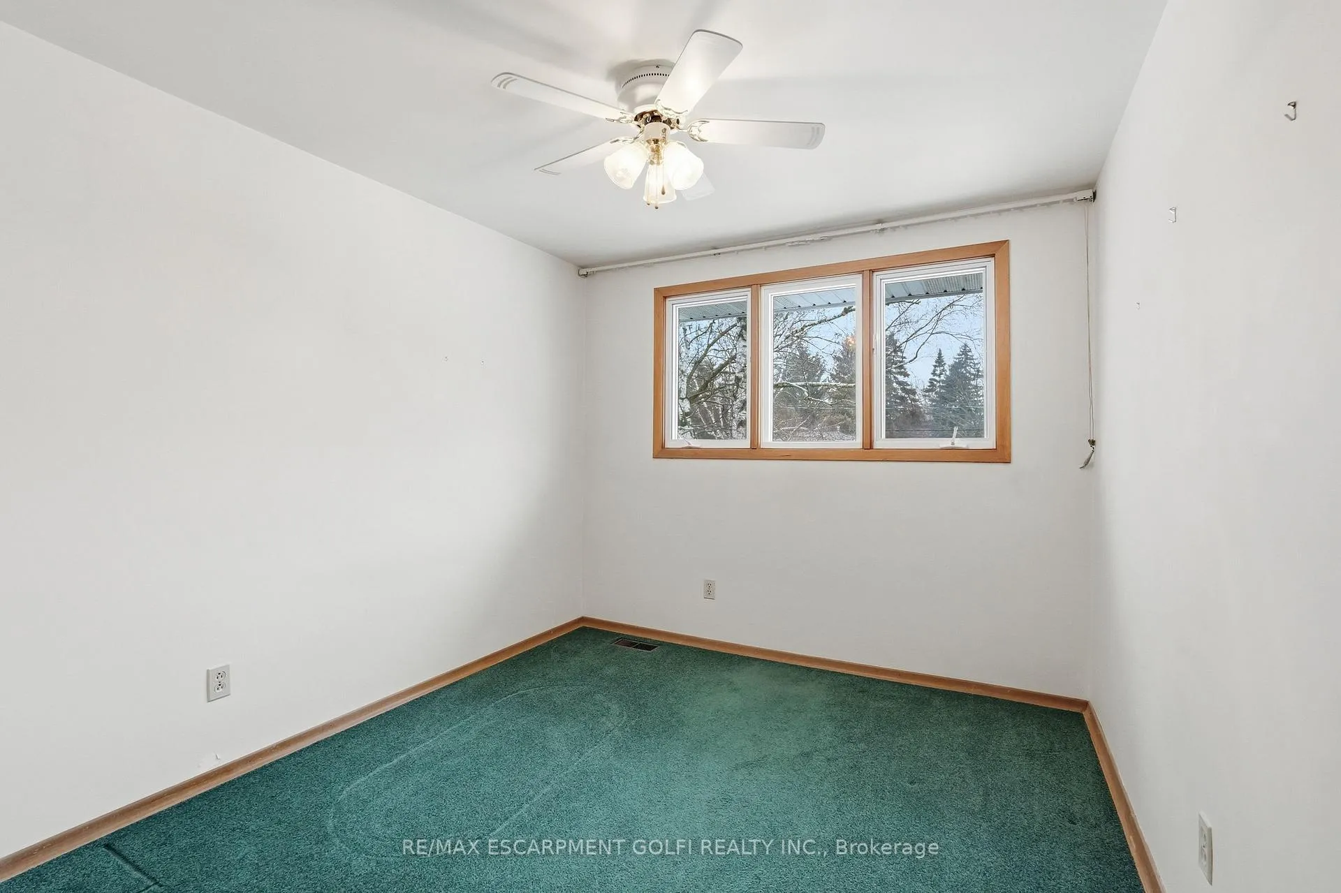 Photo 16 of 73 Brentwood Drive, Guelph, Riverside Park — HOMEH