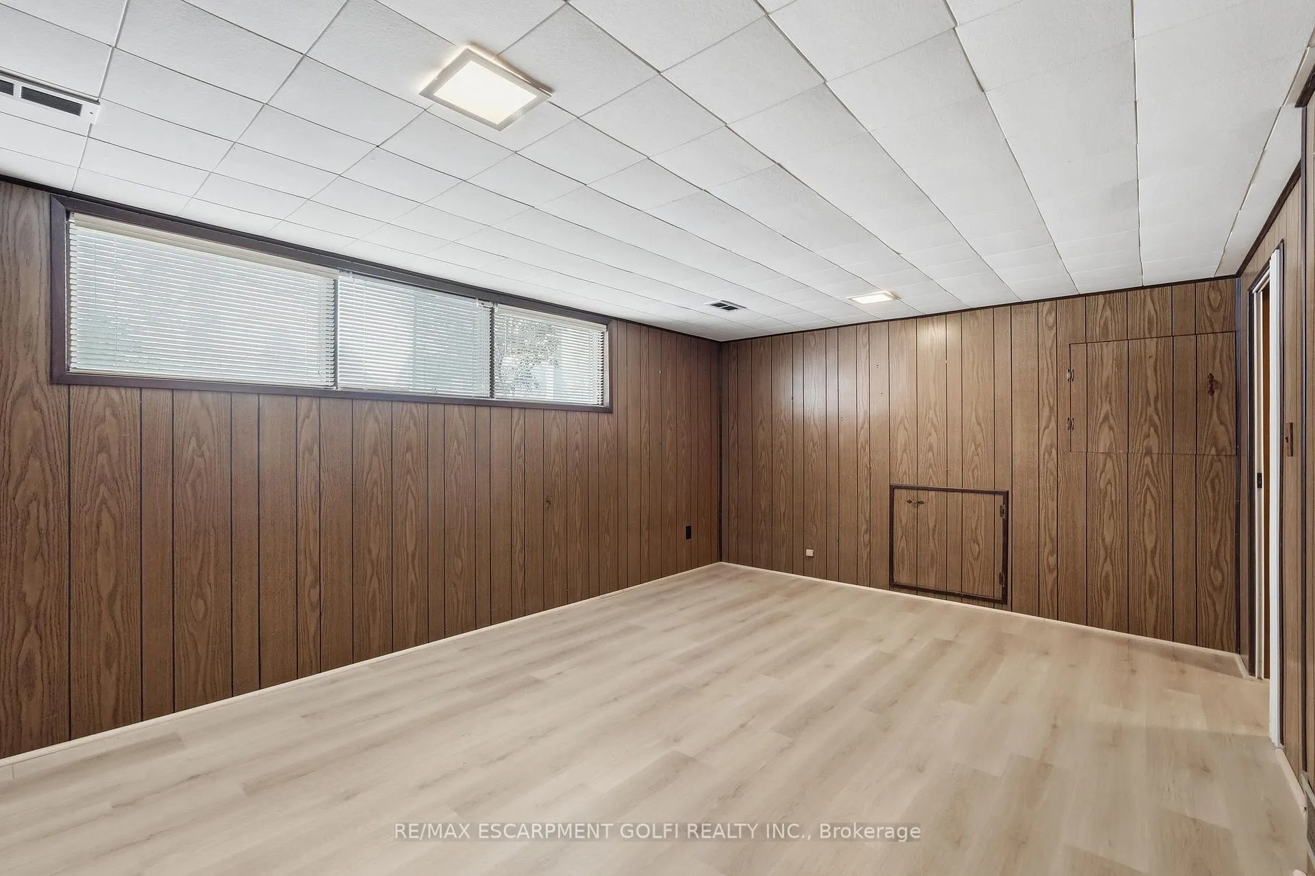 Photo 24 of 73 Brentwood Drive, Guelph, Riverside Park — HOMEH