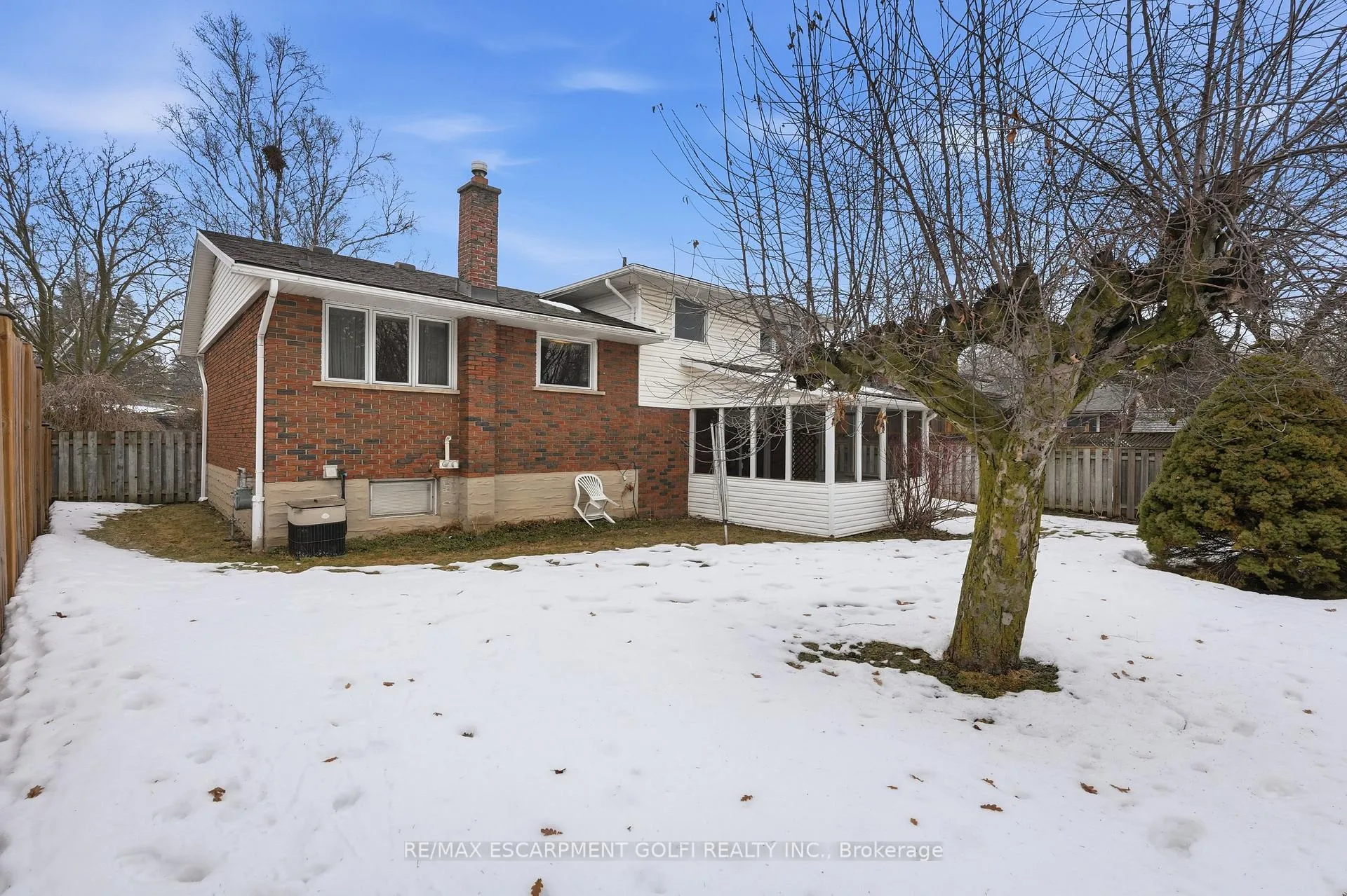 Photo 30 of 73 Brentwood Drive, Guelph, Riverside Park — HOMEH