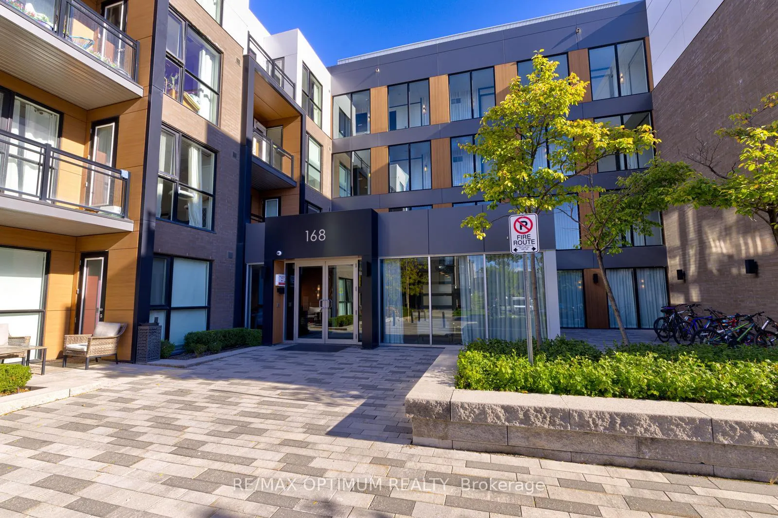 Photo 1 of Unit 212, 168 Sabina Drive, Oakville, Glenorchy — HOMEH