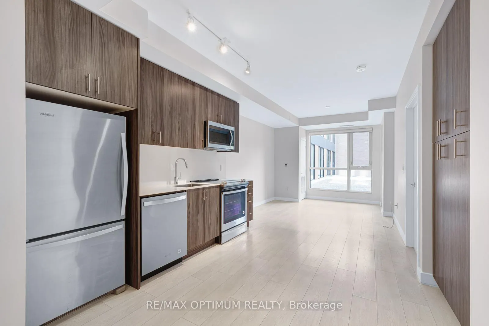 Photo 7 of Unit 212, 168 Sabina Drive, Oakville, Glenorchy — HOMEH