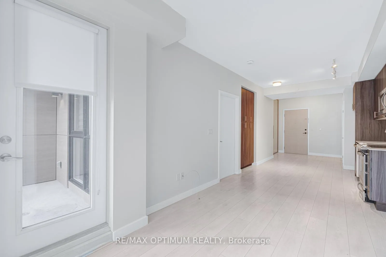 Photo 10 of Unit 212, 168 Sabina Drive, Oakville, Glenorchy — HOMEH