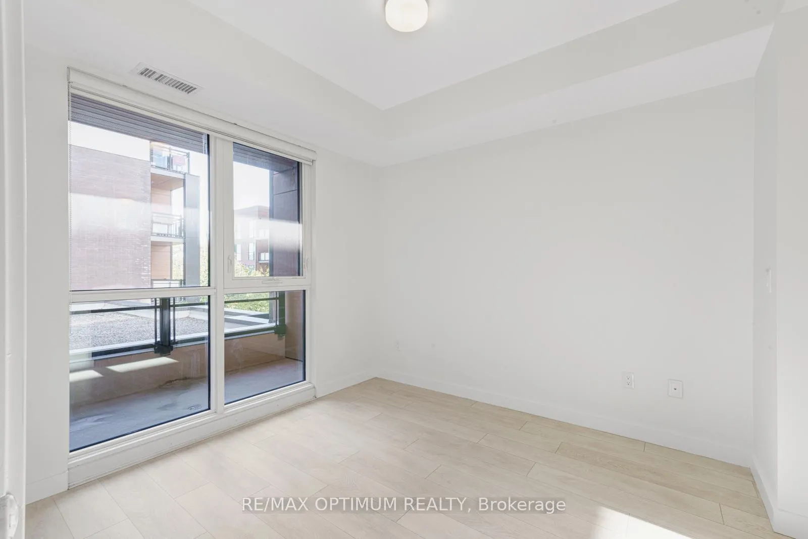 Photo 14 of Unit 212, 168 Sabina Drive, Oakville, Glenorchy — HOMEH