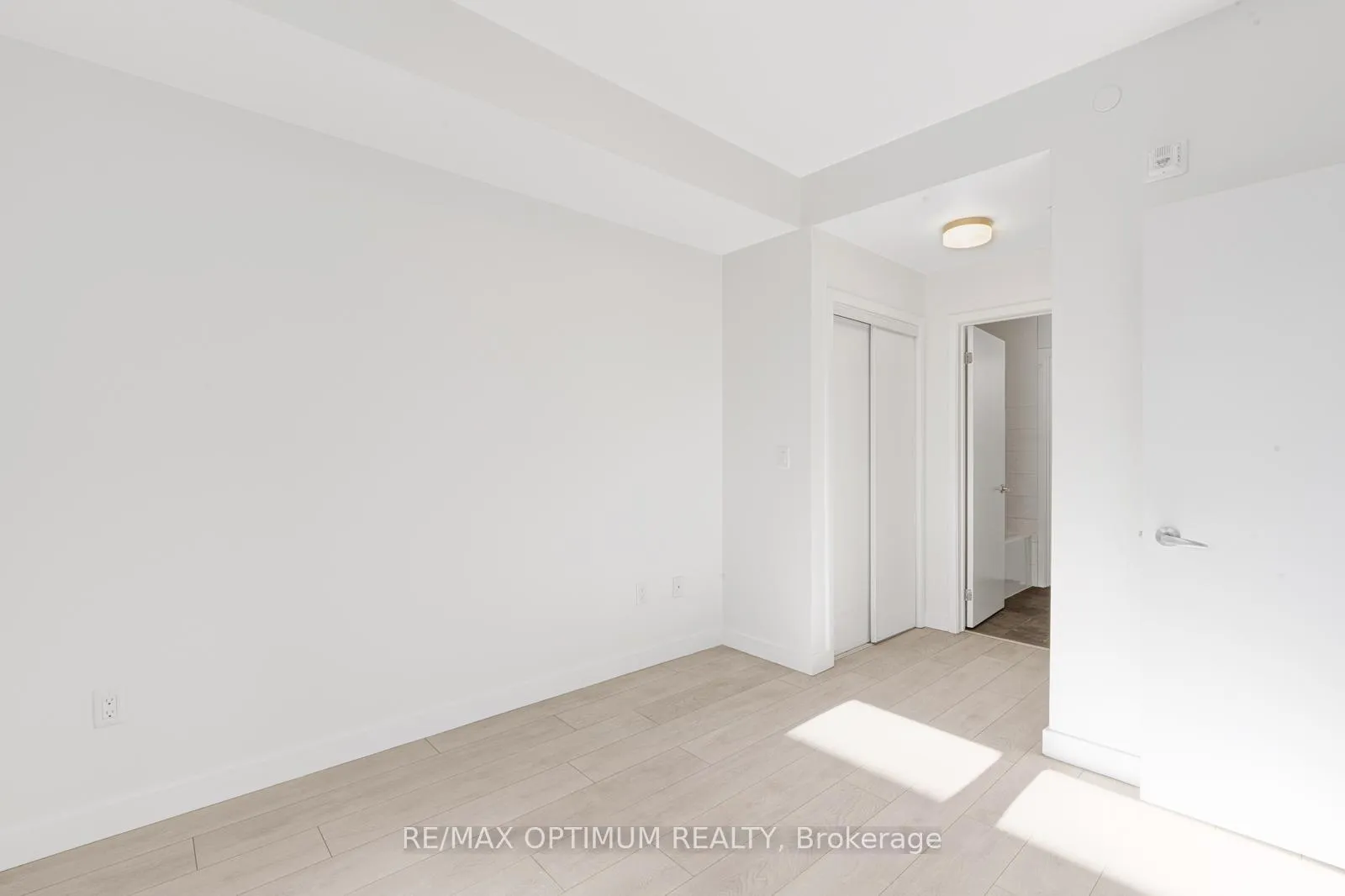 Photo 15 of Unit 212, 168 Sabina Drive, Oakville, Glenorchy — HOMEH