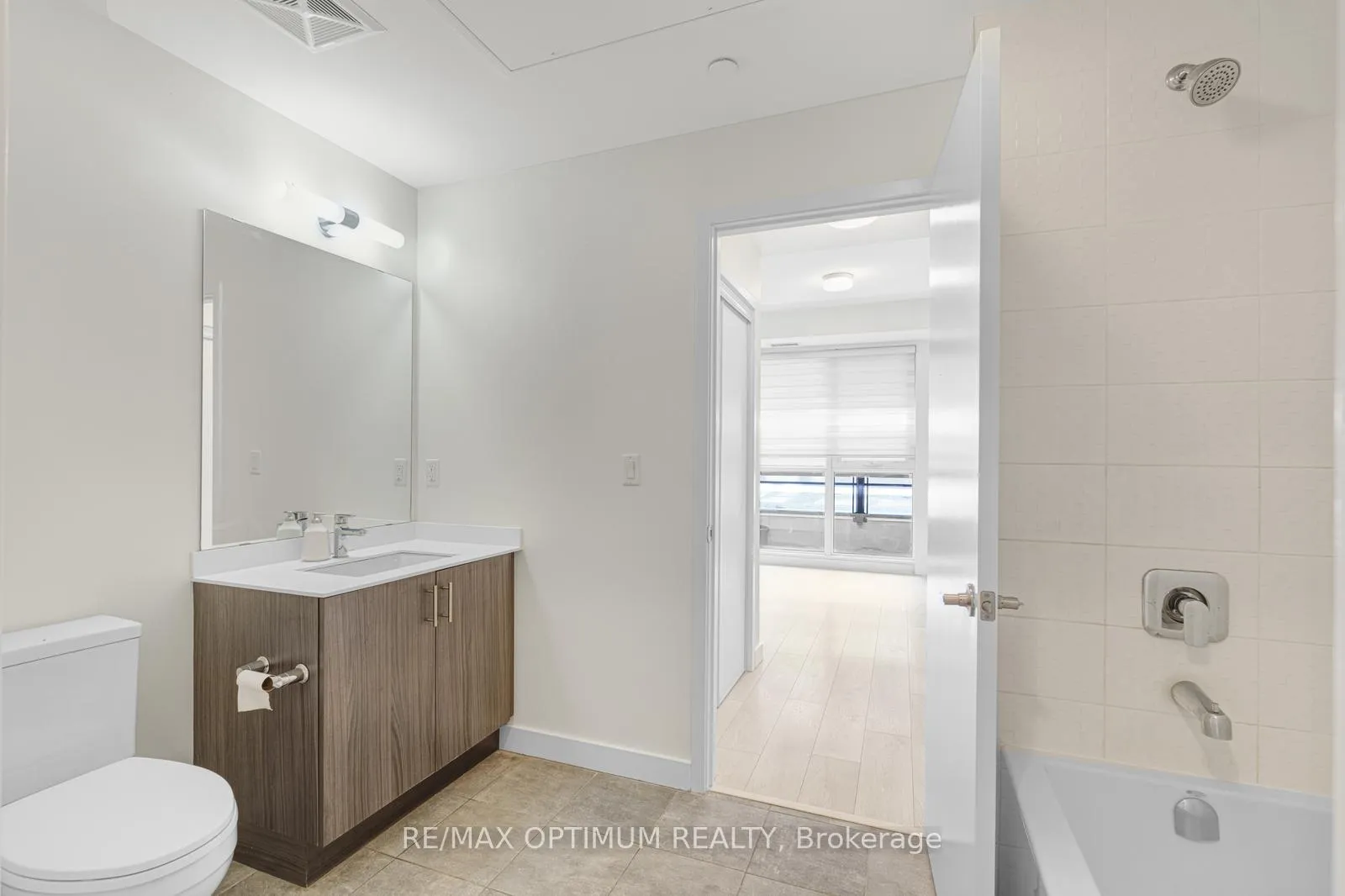 Photo 21 of Unit 212, 168 Sabina Drive, Oakville, Glenorchy — HOMEH