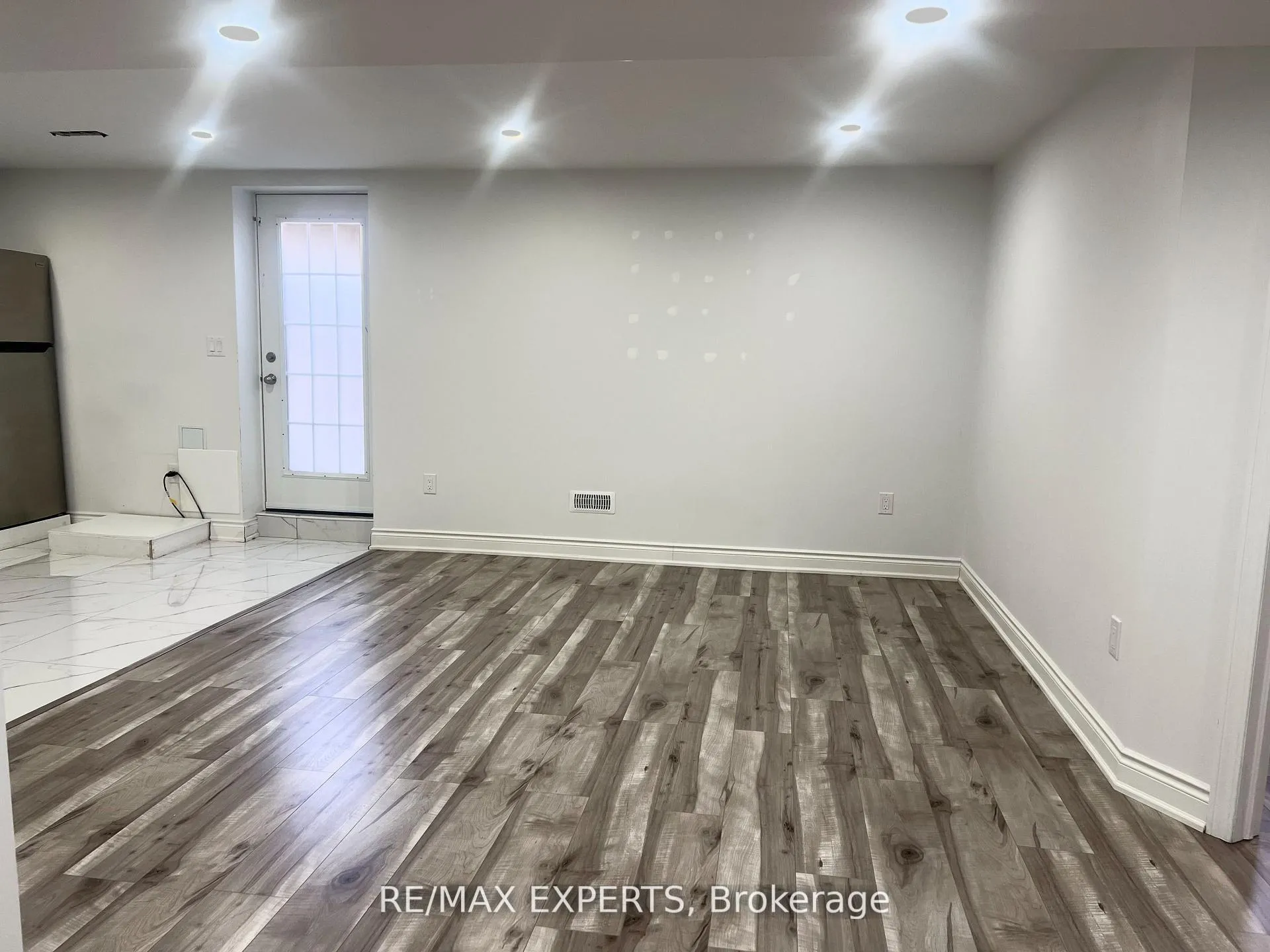 Photo 2 of Unit Bsmt, 1368 Connaught Terrace, Milton, Ford — HOMEH