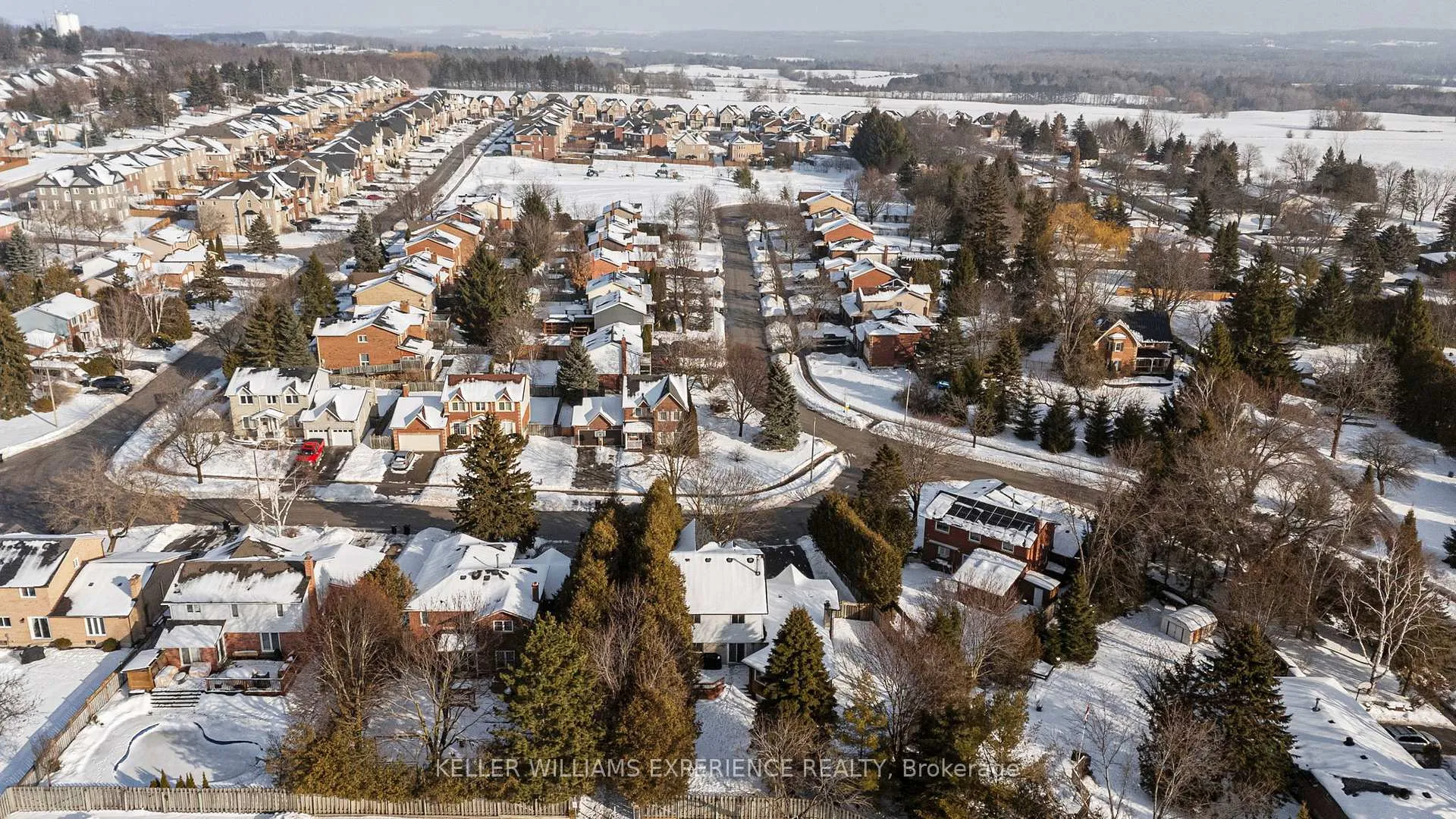 Photo 24 of 2 Heritage Road, Innisfil, Cookstown — HOMEH