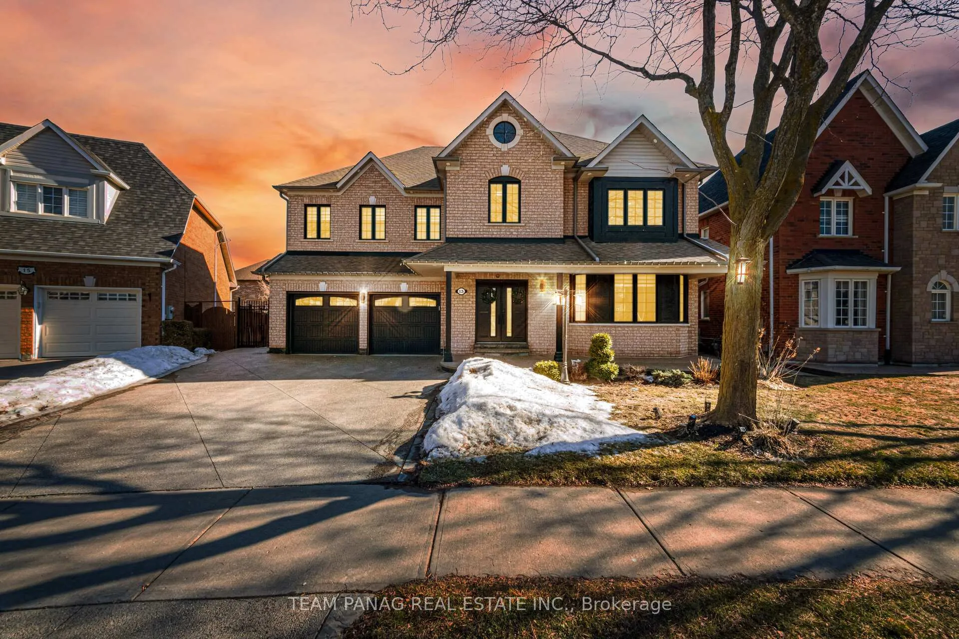 Photo 1 of 13 Donwoods Court, Brampton, Vales of Castlemore — HOMEH
