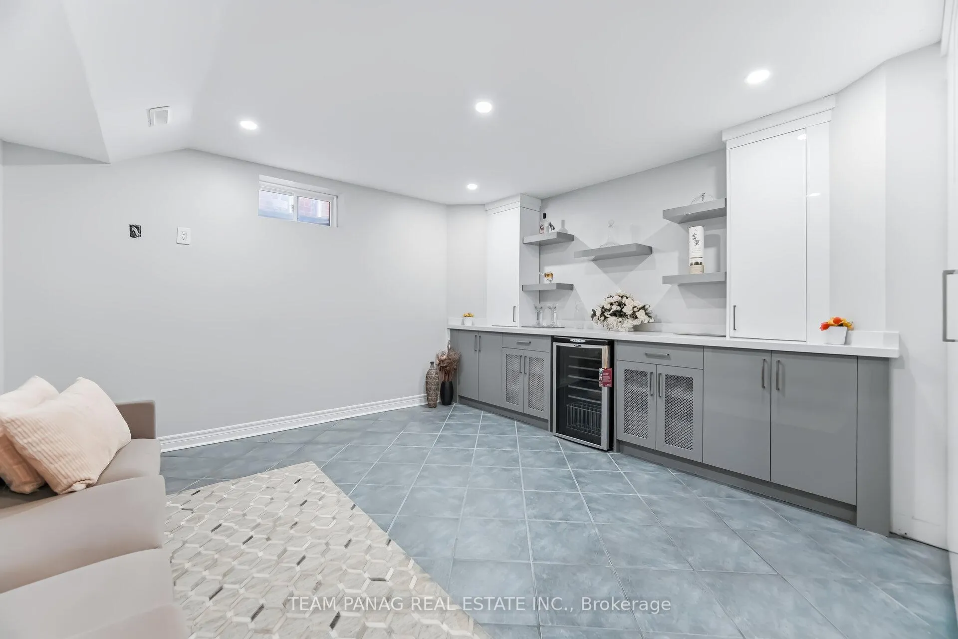 Photo 36 of 13 Donwoods Court, Brampton, Vales of Castlemore — HOMEH