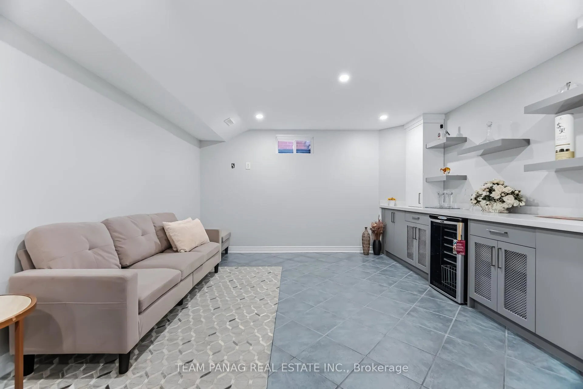 Photo 37 of 13 Donwoods Court, Brampton, Vales of Castlemore — HOMEH