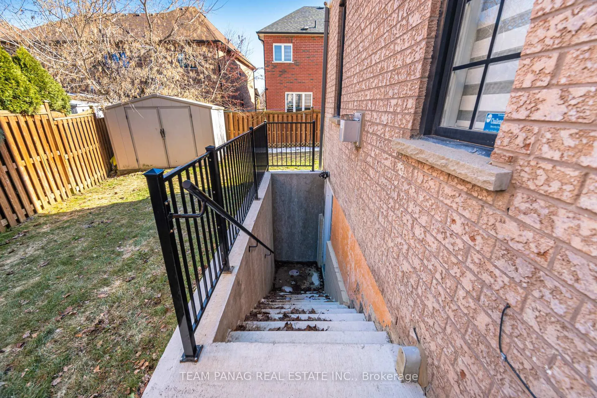 Photo 38 of 13 Donwoods Court, Brampton, Vales of Castlemore — HOMEH