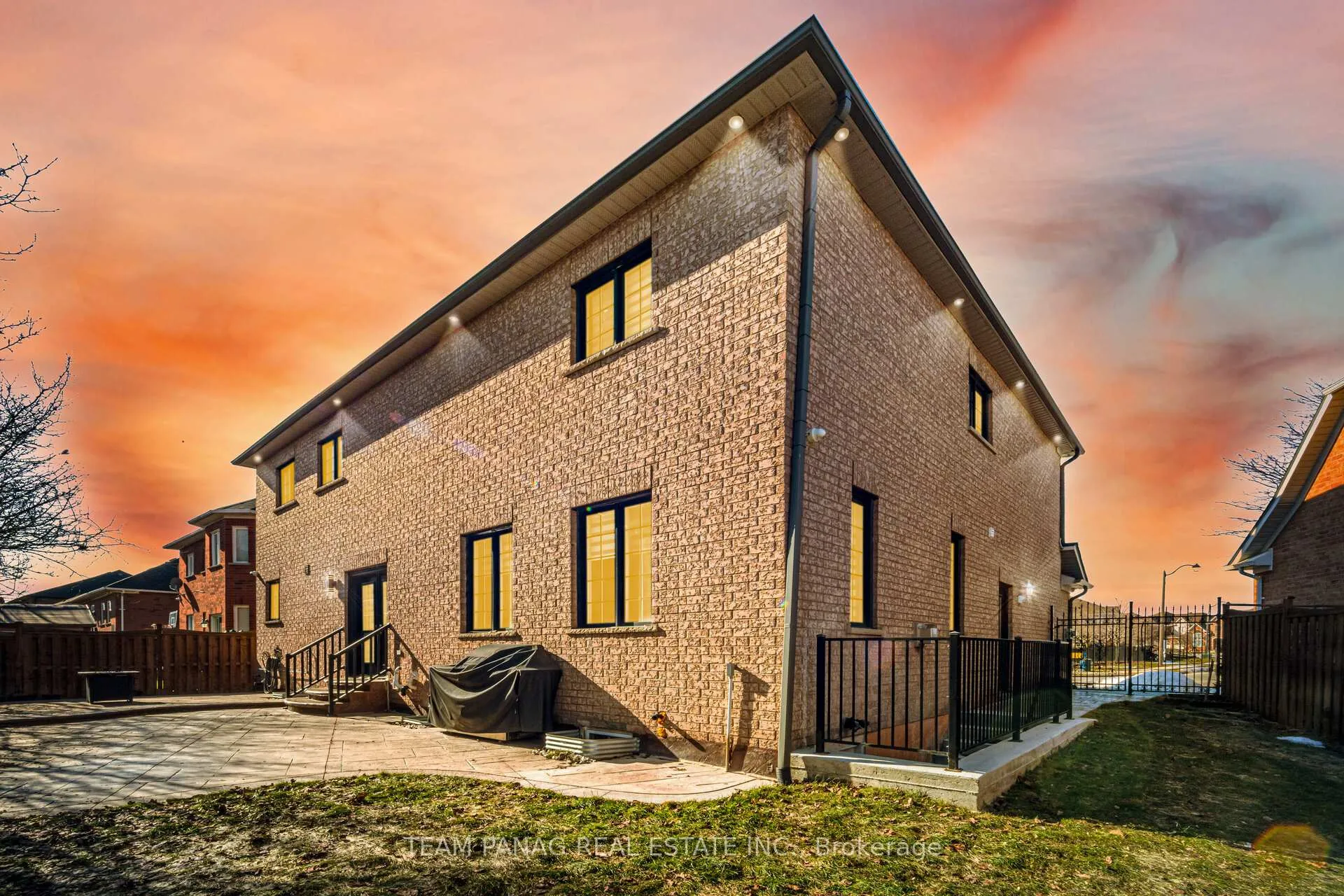 Photo 48 of 13 Donwoods Court, Brampton, Vales of Castlemore — HOMEH