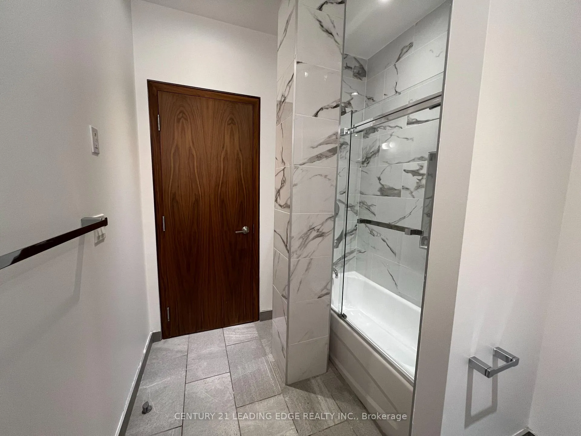 Photo 14 of Unit HC1, 411 Duplex Avenue, Toronto, Yonge-Eglinton — HOMEH