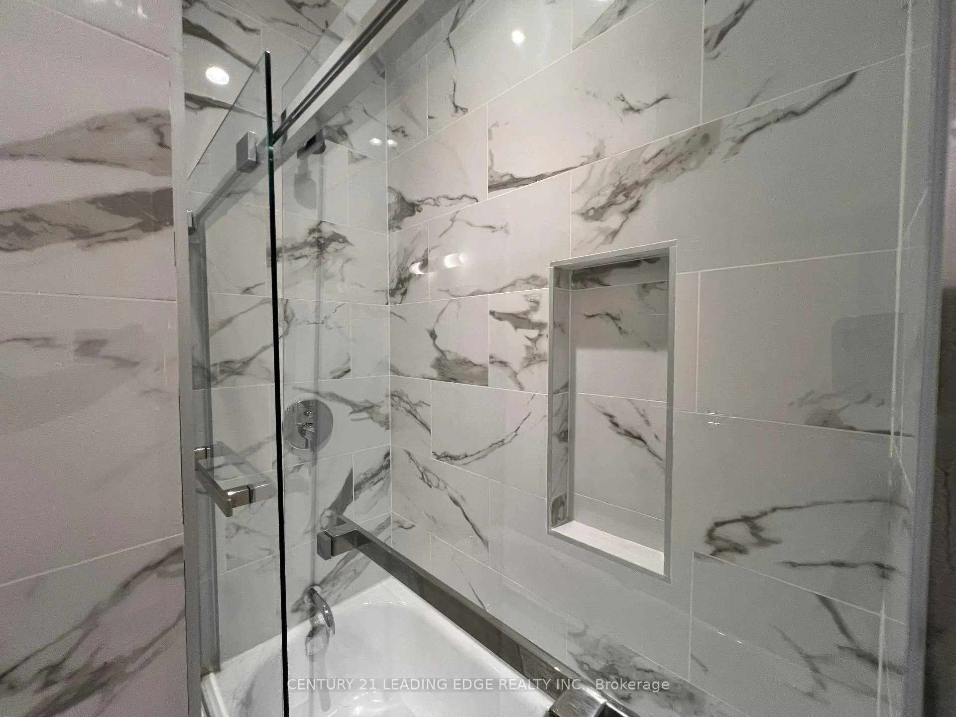 Photo 16 of Unit HC1, 411 Duplex Avenue, Toronto, Yonge-Eglinton — HOMEH