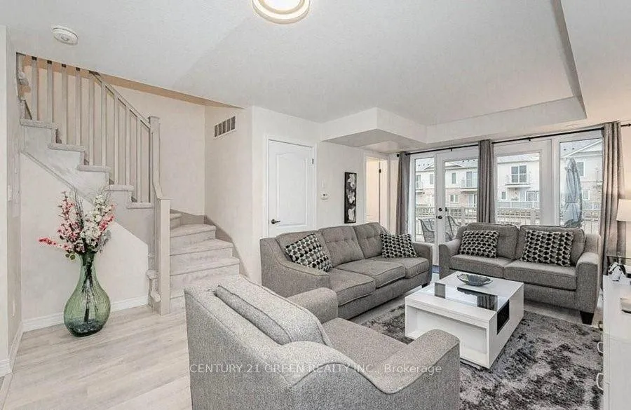 Photo 3 of Unit 10, 124 Watson Parkway N, Guelph, Grange Road — HOMEH