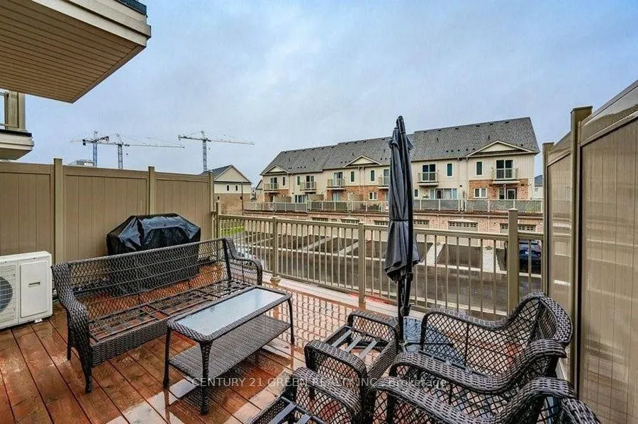 Photo 13 of Unit 10, 124 Watson Parkway N, Guelph, Grange Road — HOMEH