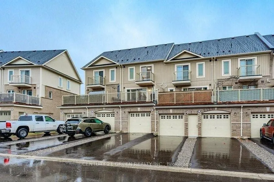 Photo 14 of Unit 10, 124 Watson Parkway N, Guelph, Grange Road — HOMEH
