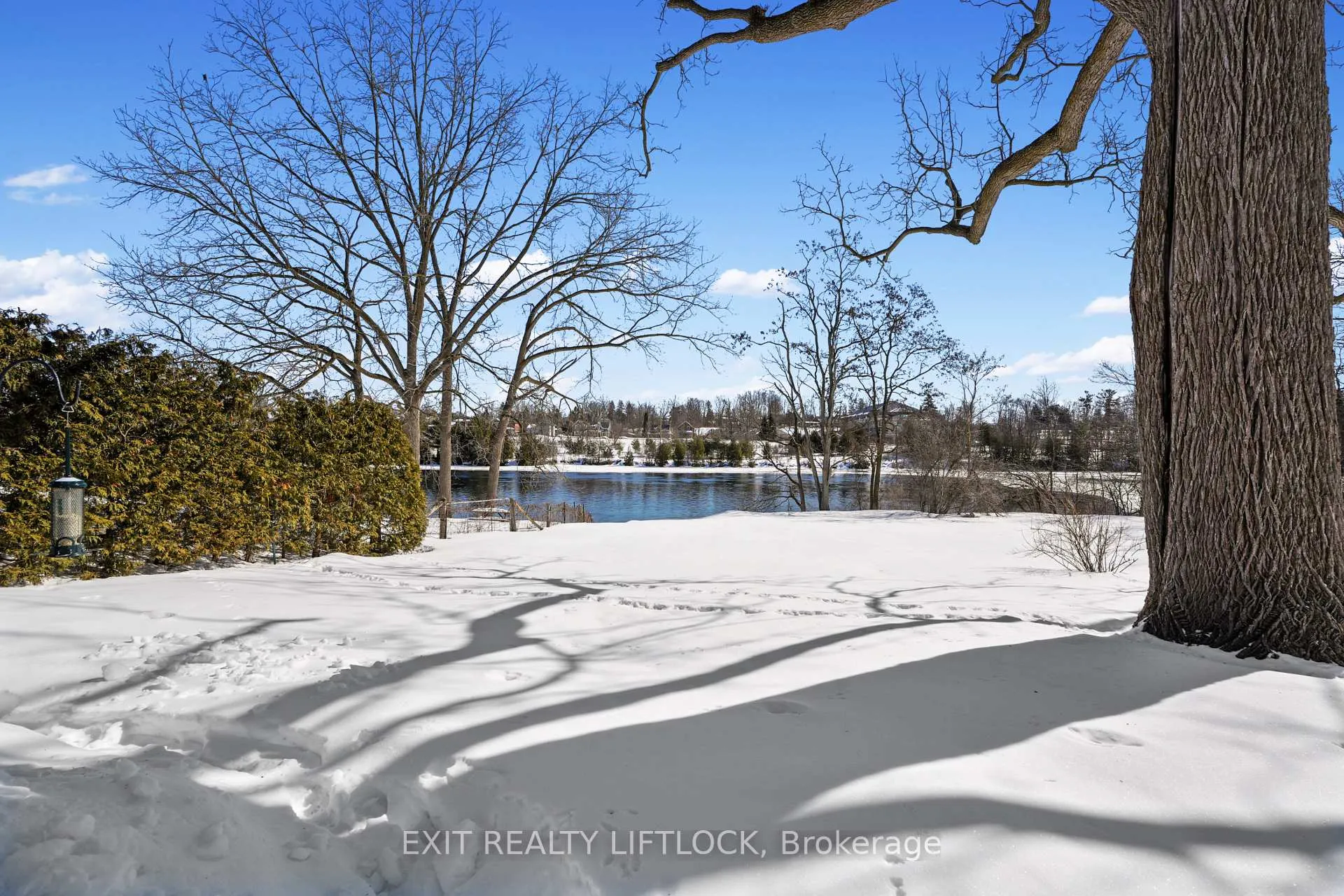 Photo 12 of 834 Water Street, Peterborough, Northcrest Ward 5 — HOMEH