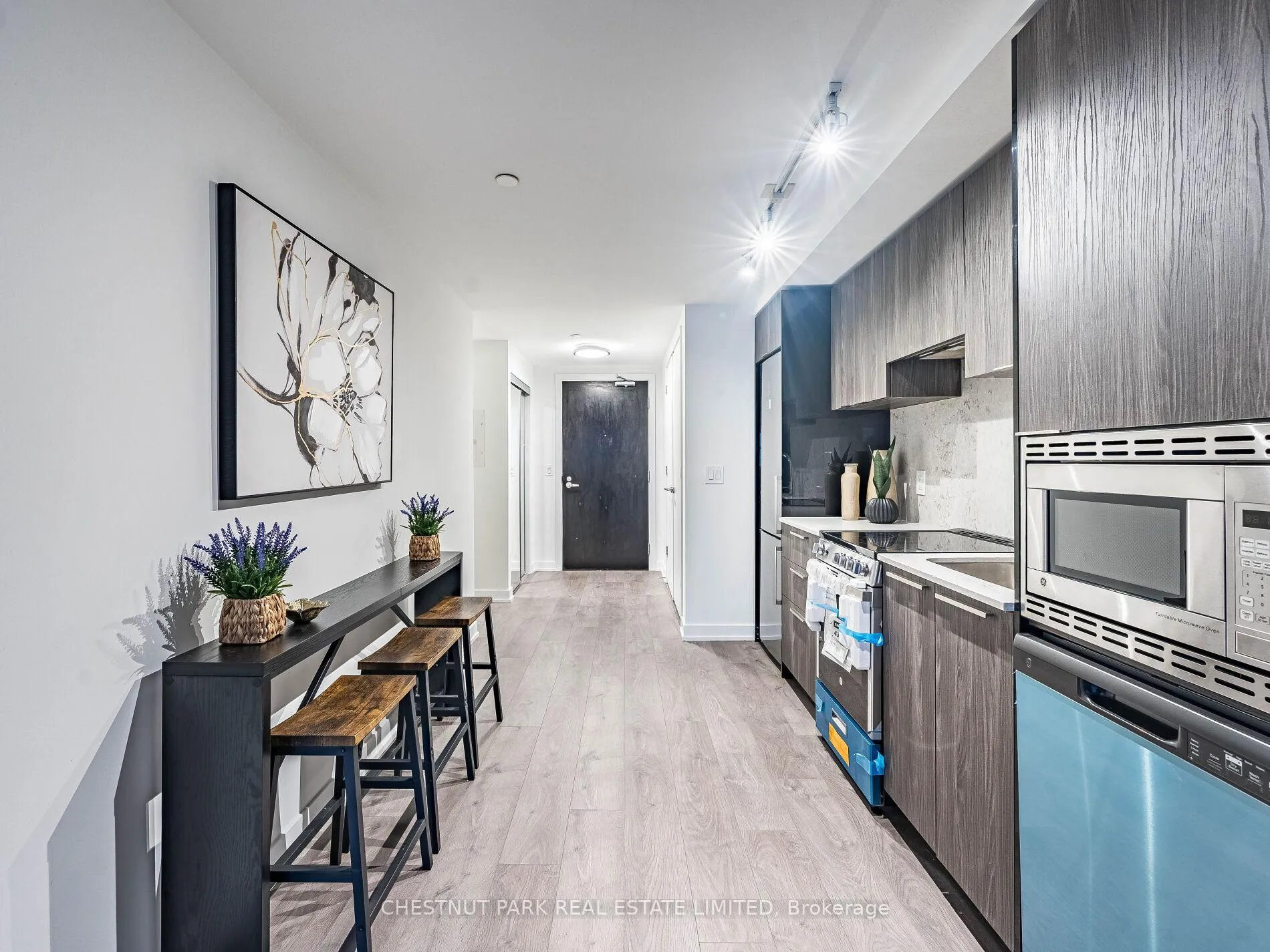 Photo 7 of Unit 408, 18 Maitland Terrace, Toronto, Church-Yonge Corridor — HOMEH