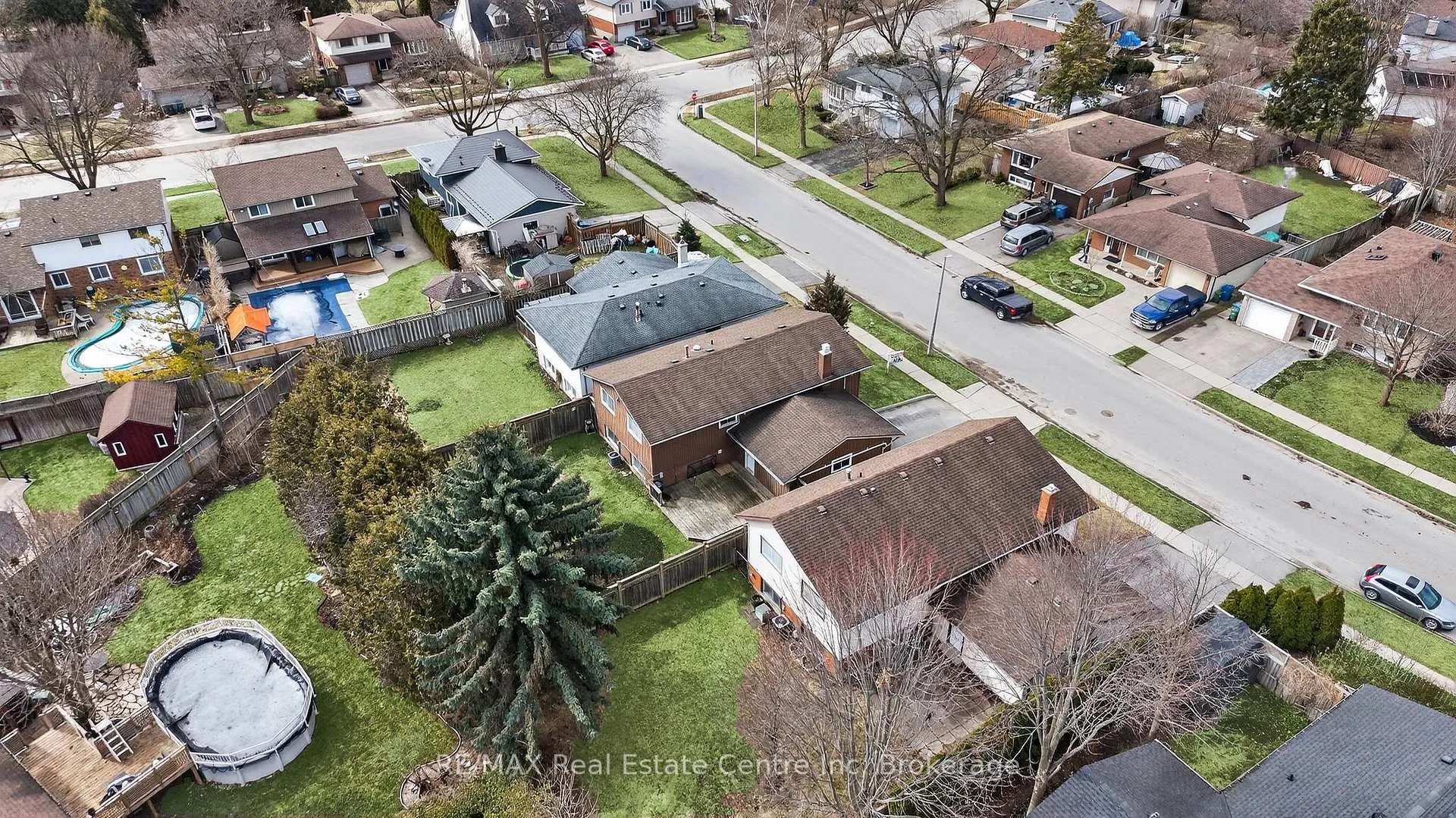 Photo 44 of 7 Sanderson Drive, Guelph, Willow West/Sugarbush/West Acres — HOMEH