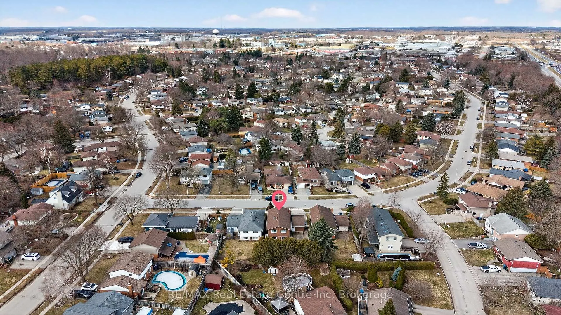 Photo 48 of 7 Sanderson Drive, Guelph, Willow West/Sugarbush/West Acres — HOMEH
