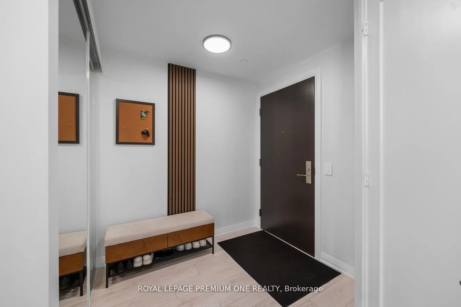 Photo 2 of Unit 1715, 9000 Jane Street, Vaughan, Concord — HOMEH