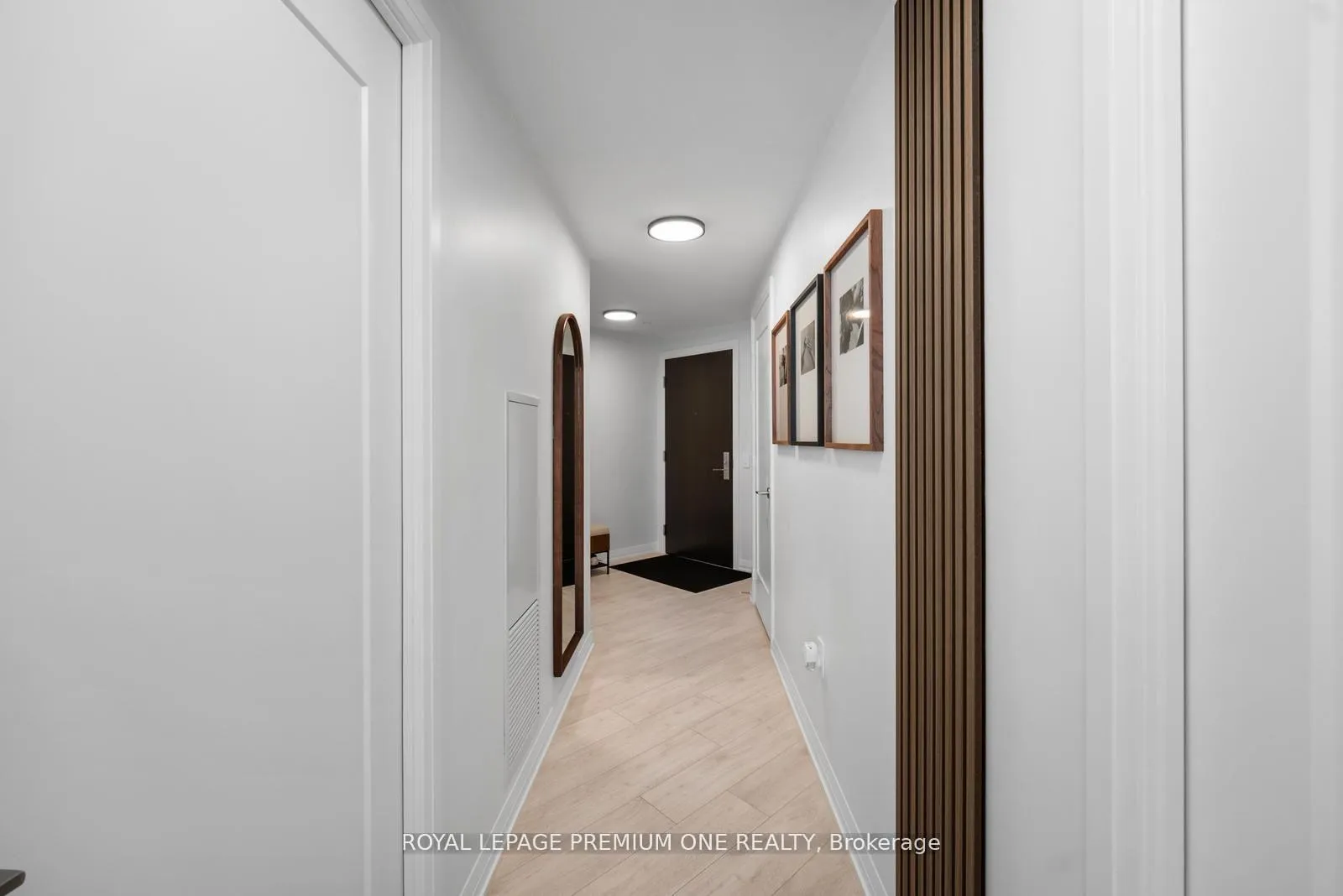 Photo 4 of Unit 1715, 9000 Jane Street, Vaughan, Concord — HOMEH