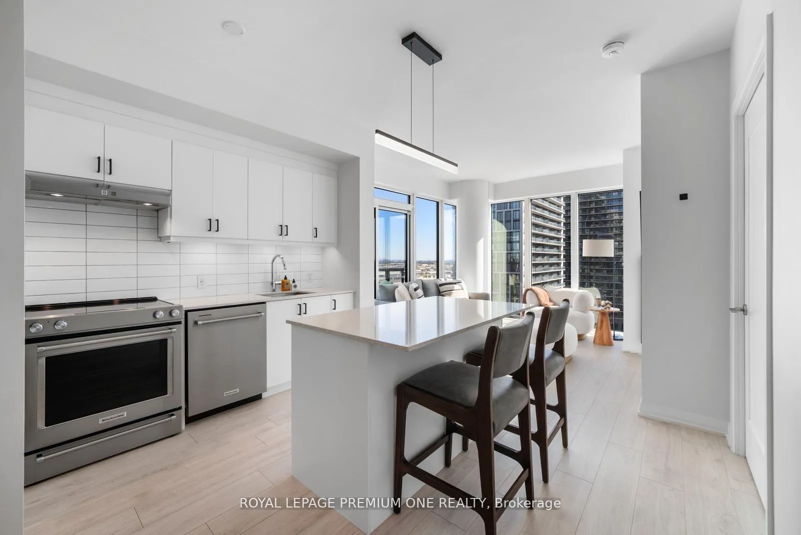 Photo 5 of Unit 1715, 9000 Jane Street, Vaughan, Concord — HOMEH