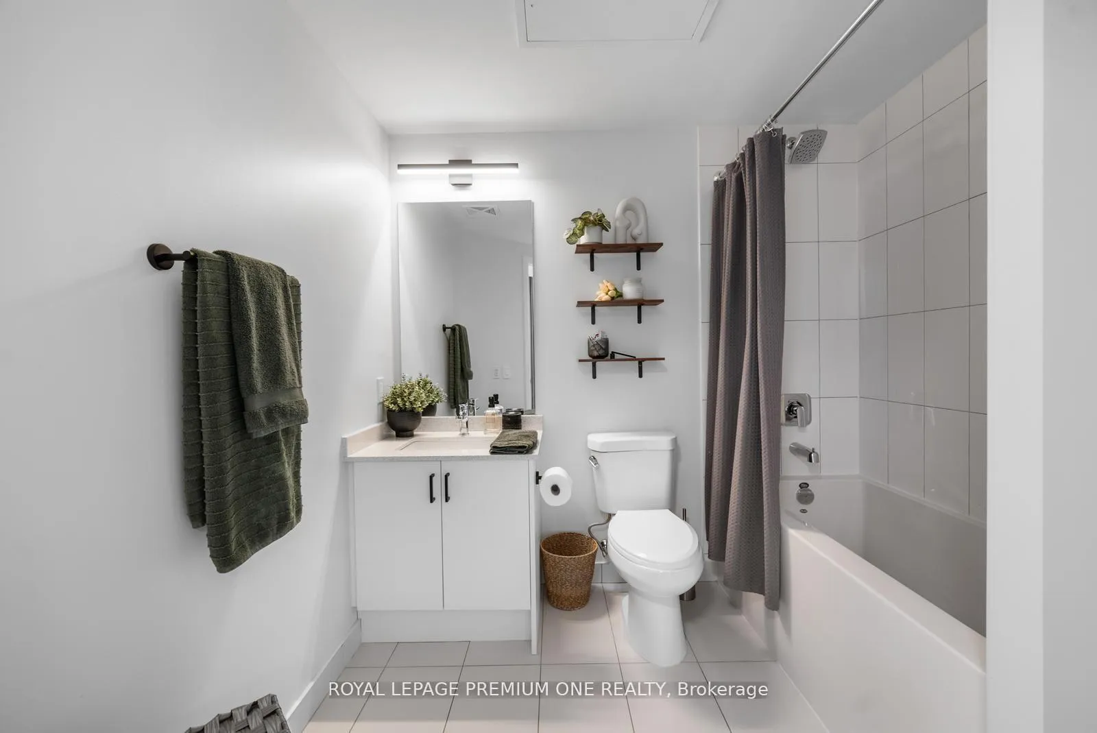 Photo 19 of Unit 1715, 9000 Jane Street, Vaughan, Concord — HOMEH