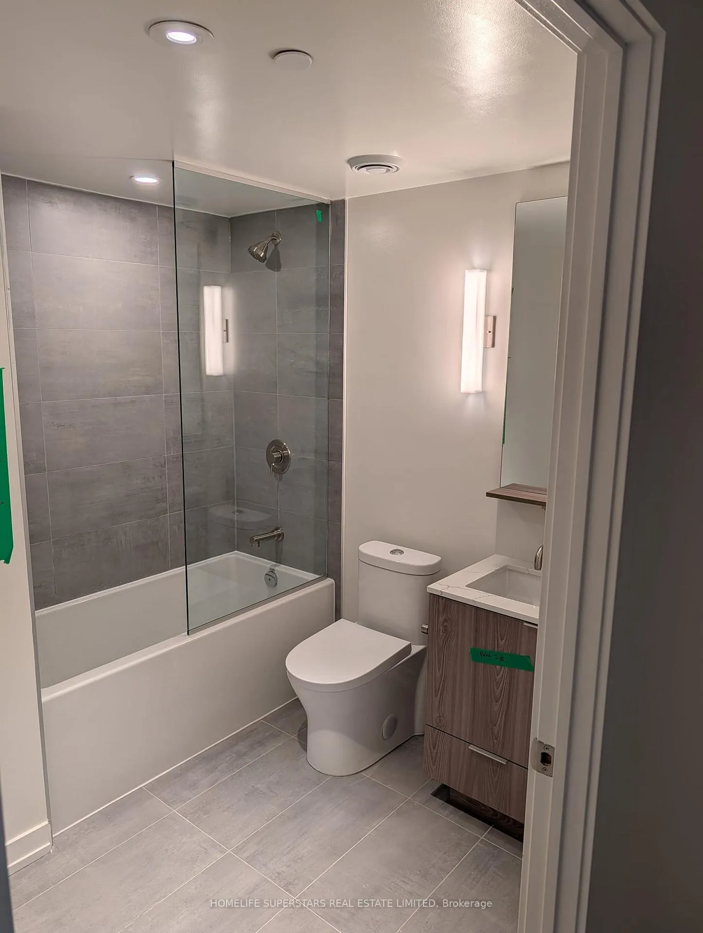 Photo 10 of Unit 301, 110 Broadway Avenue, Toronto, Mount Pleasant West — HOMEH