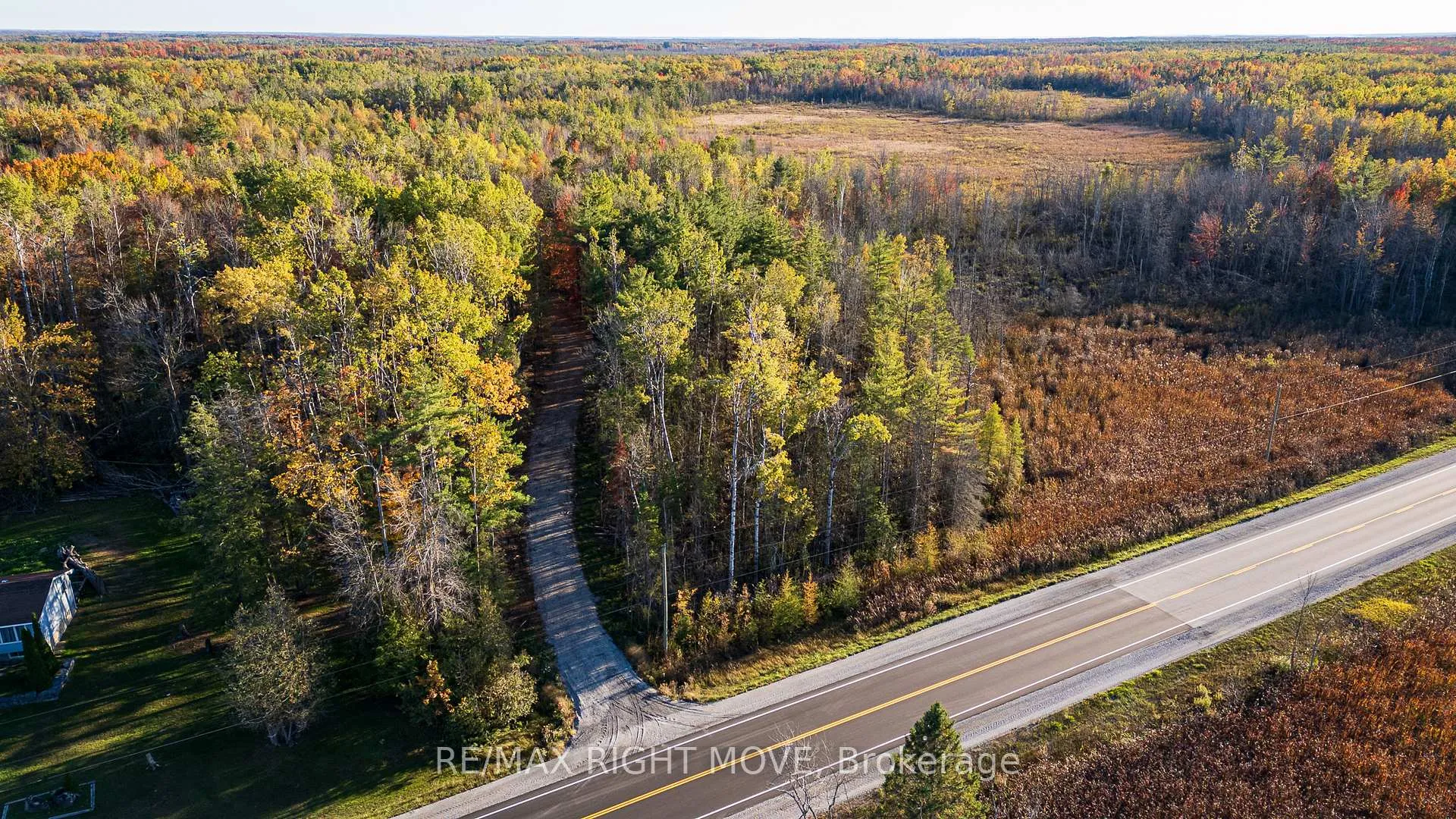 Photo 2 of 2085 Monck Road, Ramara, Rural Ramara — HOMEH