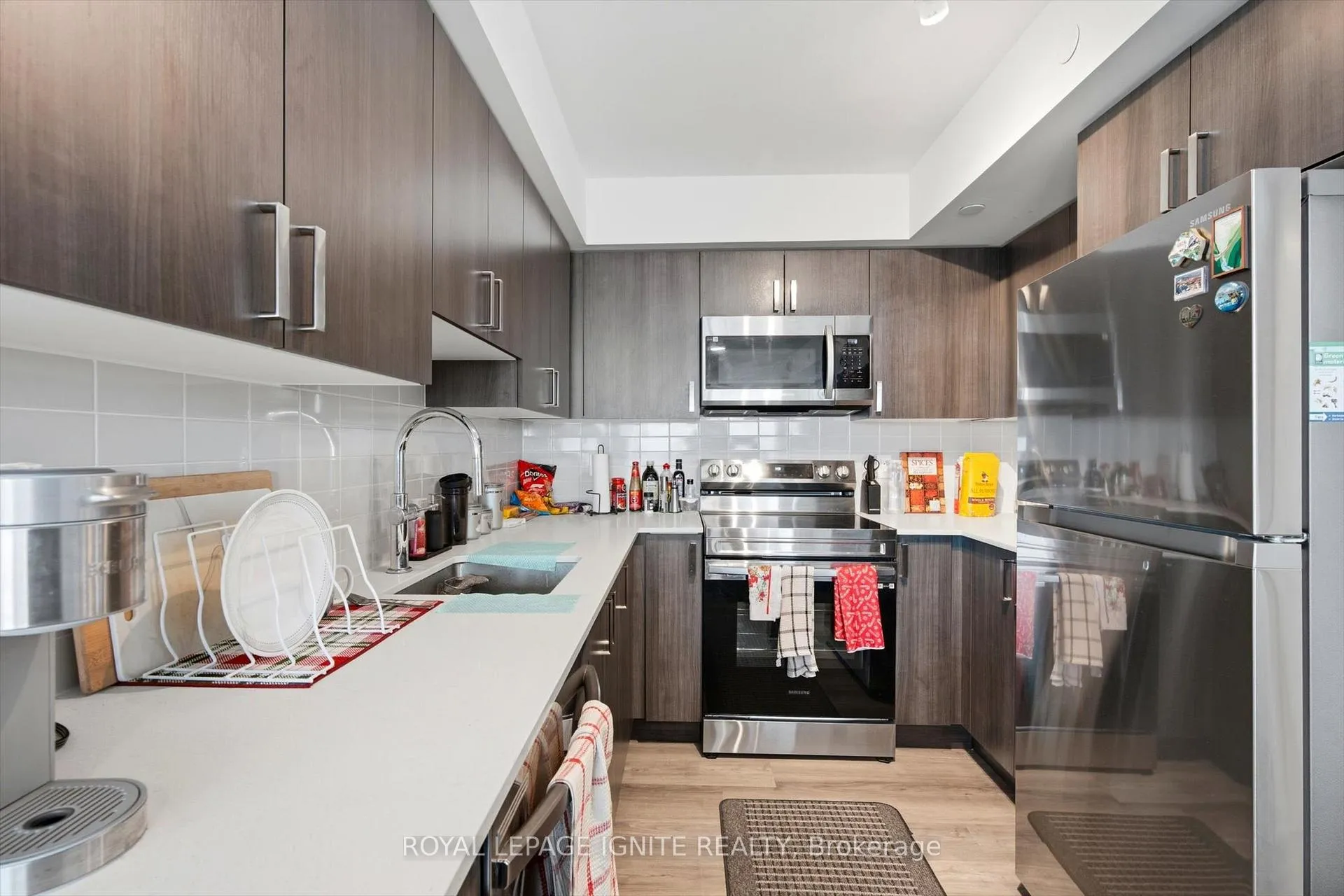 Photo 4 of Unit 1302, 1455 Celebration Drive, Pickering, Bay Ridges — HOMEH