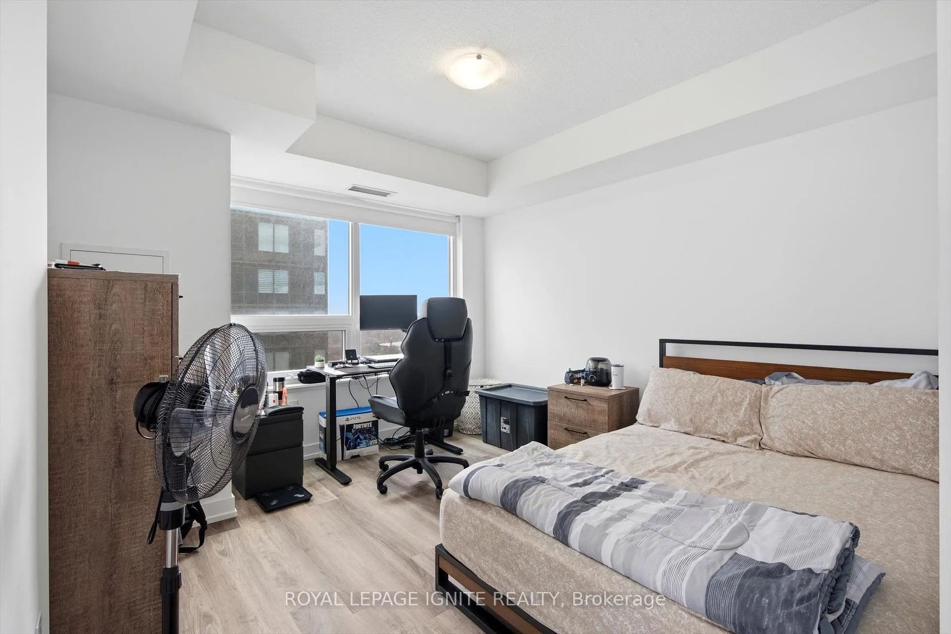 Photo 9 of Unit 1302, 1455 Celebration Drive, Pickering, Bay Ridges — HOMEH