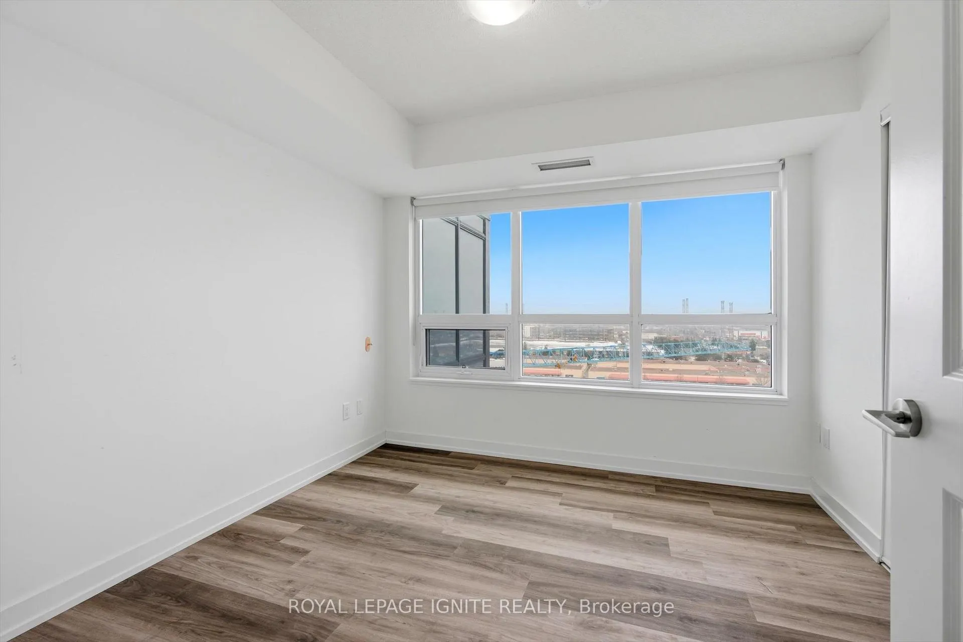 Photo 15 of Unit 1302, 1455 Celebration Drive, Pickering, Bay Ridges — HOMEH