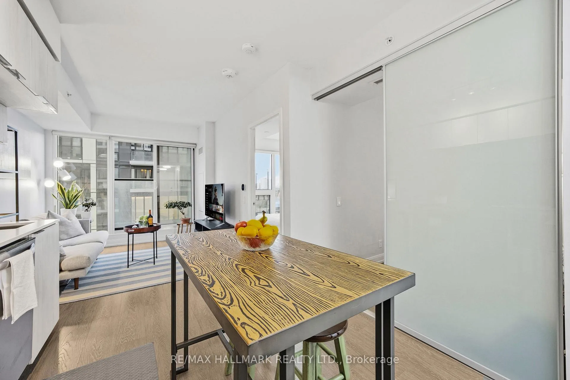 Photo 10 of Unit 2201, 181 Dundas Street E, Toronto, Moss Park — HOMEH