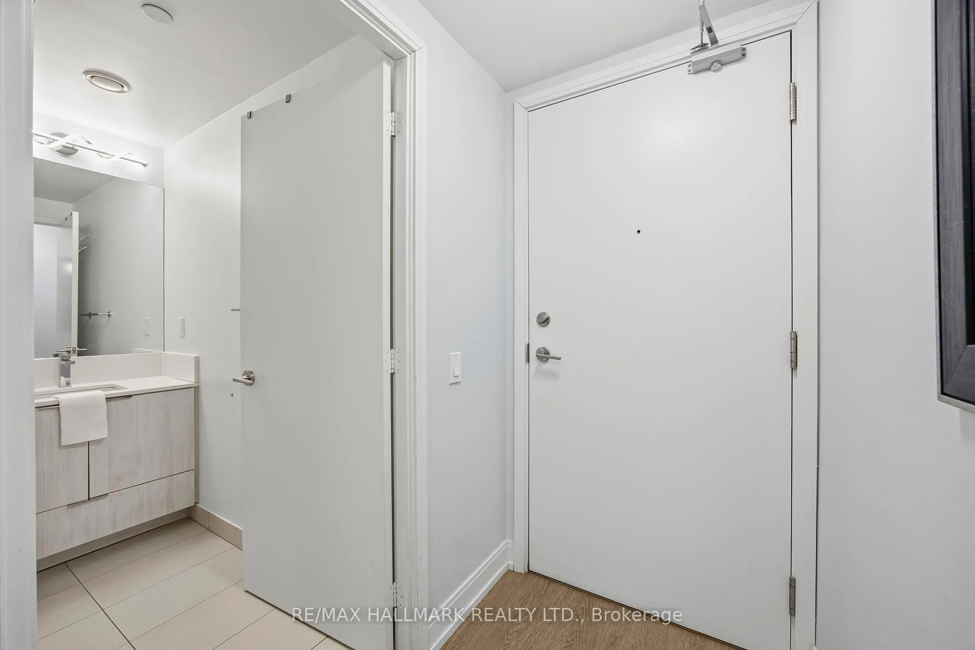 Photo 18 of Unit 2201, 181 Dundas Street E, Toronto, Moss Park — HOMEH