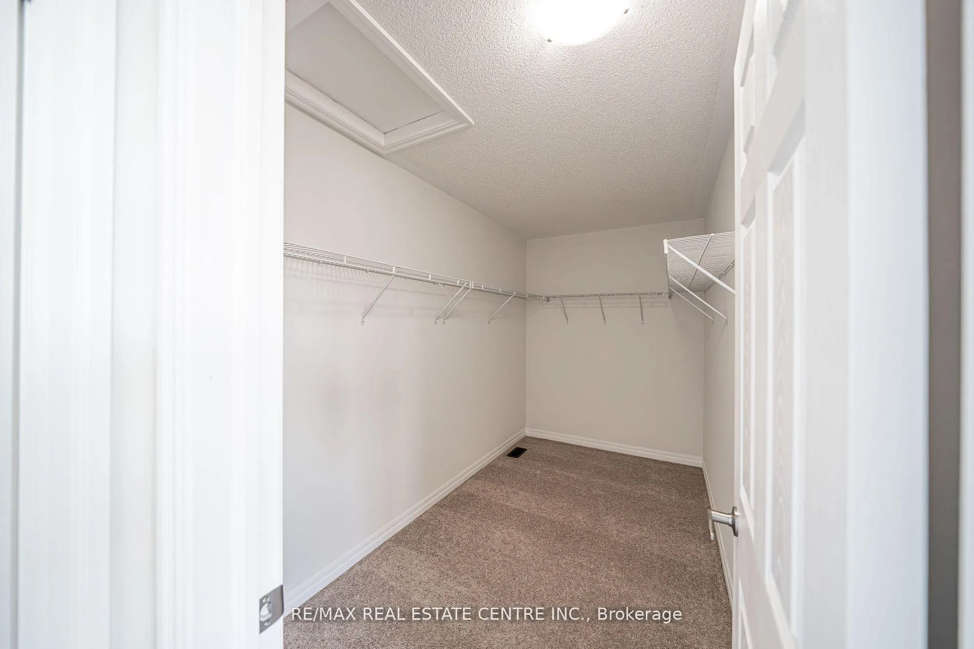 Photo 14 of 47 Northrop Avenue, Clarington, Newcastle — HOMEH