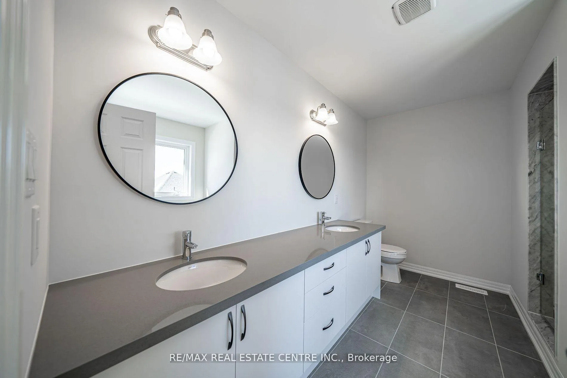 Photo 15 of 47 Northrop Avenue, Clarington, Newcastle — HOMEH