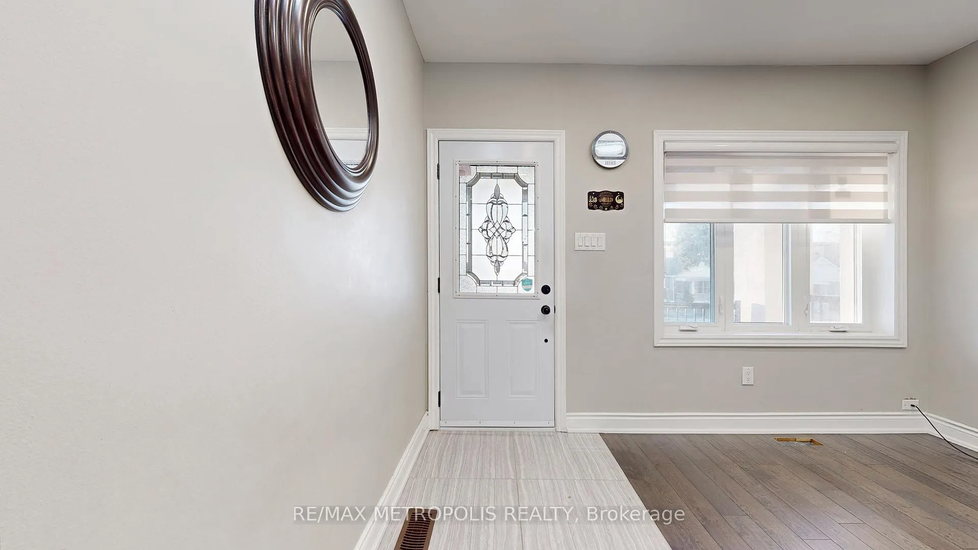 Photo 16 of 461 Warden Avenue, Scarborough, Oakridge — HOMEH